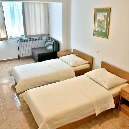 Motel Dobra Duga Resa Kültér fotó