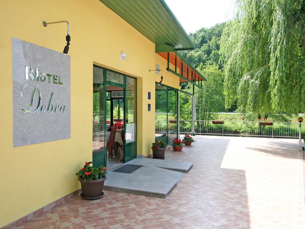 Motel Dobra Duga Resa Kültér fotó