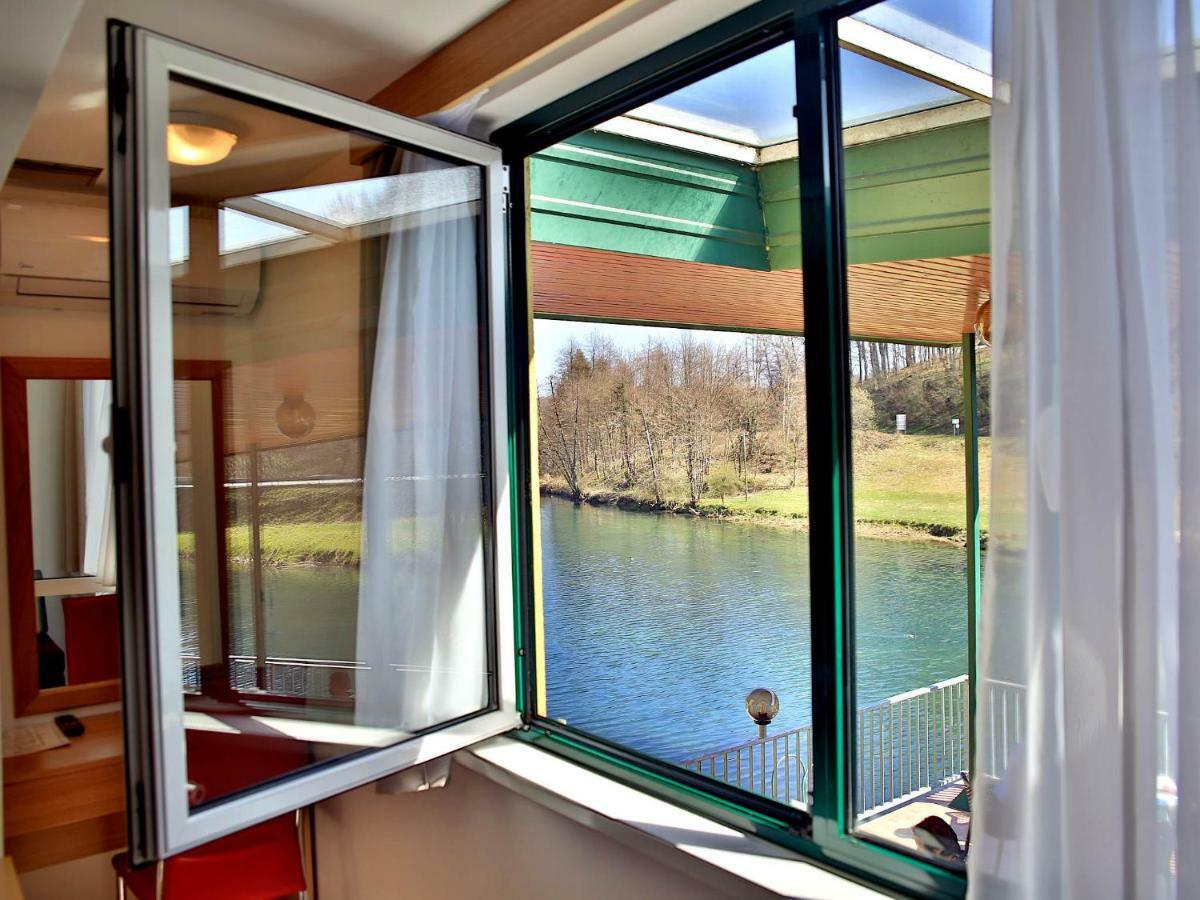Motel Dobra Duga Resa Kültér fotó